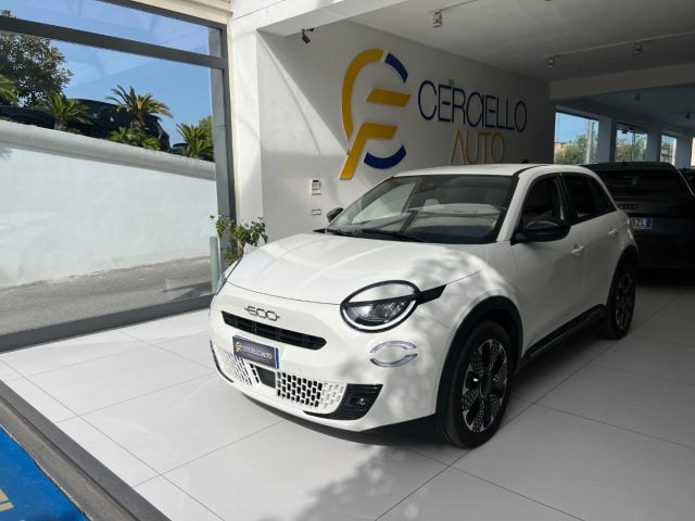 Fiat 600 Hybrid 110 CV DCT MHEV La Prima da?229,00 mensili - foto 2 di 4