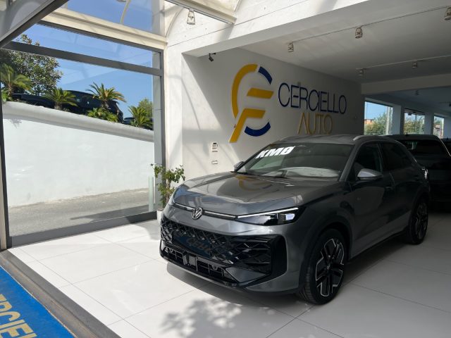 Volkswagen T-Roc 1.5 eTSI ACT 150 CV DSG R-Line da ?389,00 - foto 2 di 4