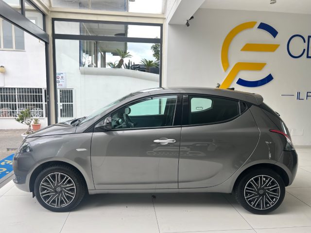 Lancia Ypsilon 1.0 FireFly 5 porte S&S Hybrid Gold tua da ?125,00 - foto 3 di 4