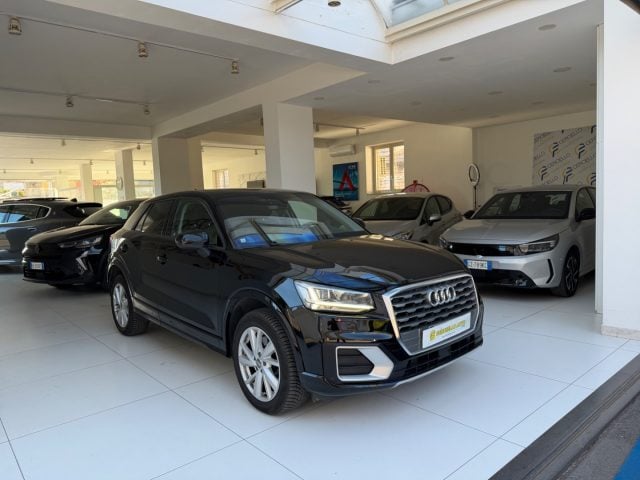 Audi Q2 1.6 TDI admired S tronic DA 240,00 MENSILI ANT.0 - foto 2 di 4