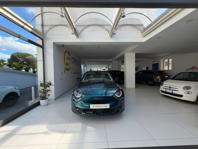 Fiat 600 Hybrid 110 CV DCT MHEV La Prima da?229,00 mensili - foto 4 di 4
