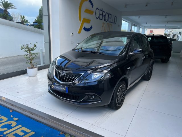 Lancia Ypsilon 1.0 FireFly 5 porte S&S Hybrid Gold tua da ?125,00 - foto 2 di 4