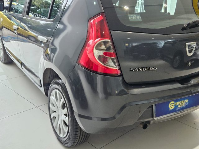 Dacia Sandero 1.2 16V GPL 75CV Embleme - foto 2 di 4