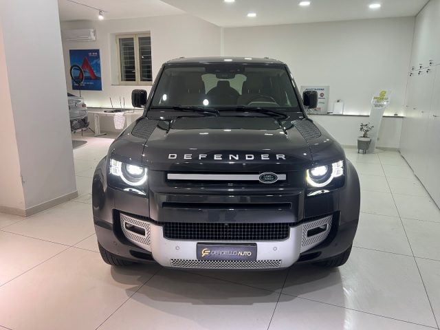 Land Rover Defender 110 3.0D I6 200 CV AWD Auto SEda ?599,00 usato a SOMMA VESUVIANA