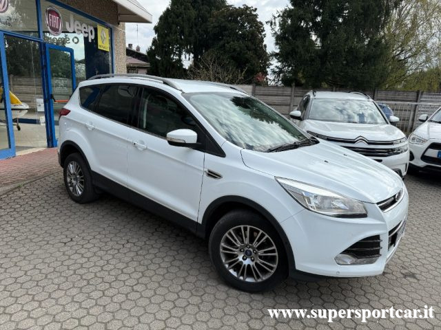 Ford Kuga 2.0 TDCI 140 CV 4WD Powershift Titanium usato a GAMBOLò