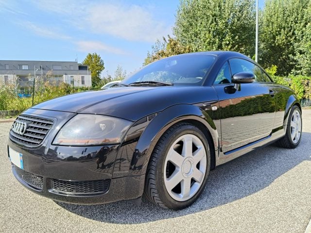 Audi TT TT Coupe 1.8t quattro 225cv MOTORE NUOVO WRC AUTO, del 2000, 223.000 km, in vendita a Bulgarograsso (CO)