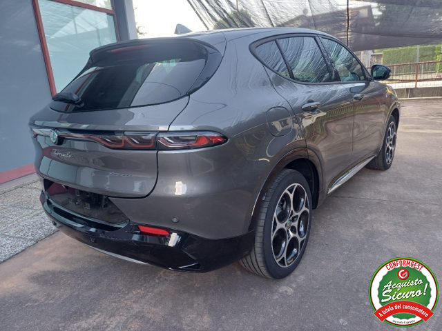 Alfa Romeo Tonale 1.3 280 CV PHEV AT6 Q4 Ti promo viaggia bene - foto 3 di 4
