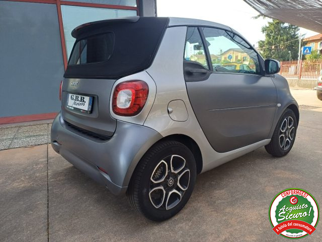 smart forTwo 70 1.0 twinamic cabrio Passion - foto 3 di 4