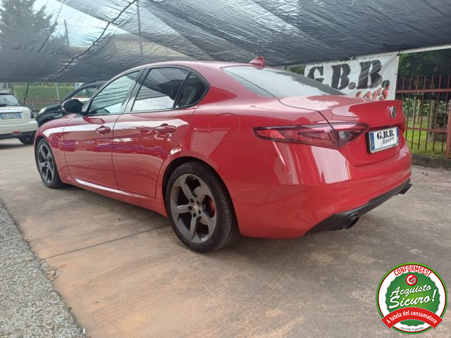 Alfa Romeo Giulia 2.0 Turbo 200 CV AT8 Super - foto 2 di 4