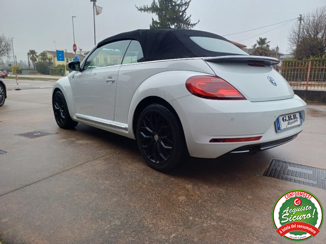 Volkswagen Maggiolino Cabrio 1.2 TSI Design BlueMotion Technology - foto 3 di 4