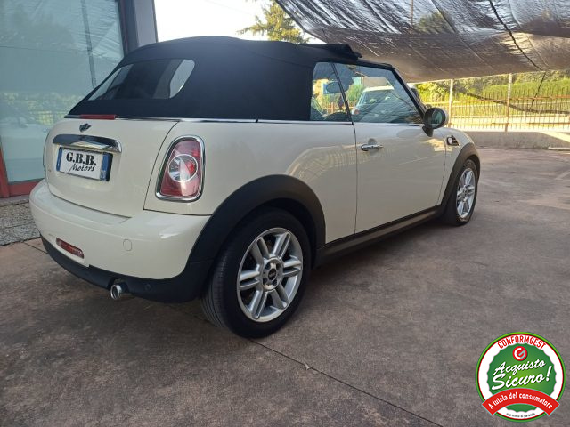 MINI Cabrio Mini 2.0 16V Cooper D Cabrio Automatica - foto 3 di 17