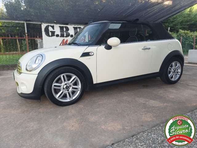 MINI Cabrio Mini 2.0 16V Cooper D Cabrio Automatica, del 2014, 147.000 km, in vendita a Noventa Padovana (PD)