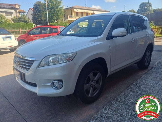 Toyota RAV 4 MY23 RAV4 Crossover 2.2 D-4D 150 CV Lounge - foto 4 di 4