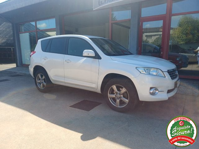 Toyota RAV 4 MY23 RAV4 Crossover 2.2 D-4D 150 CV Lounge, del 2012, 157.600 km, in vendita a Noventa Padovana (PD)