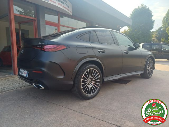 Mercedes-Benz GLC 300 de hybrid EQ 4Matic Coupé AMG Line Premium Plus - foto 2 di 4