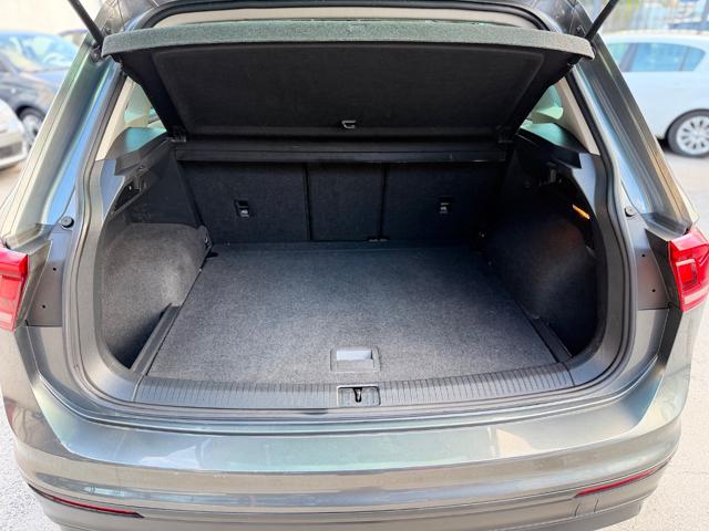 Volkswagen Tiguan 2.0 TDI DSG 4MOTION Advanced BlueMotion Technology, del 2018, 200.000 km, in vendita a Qualiano (NA)