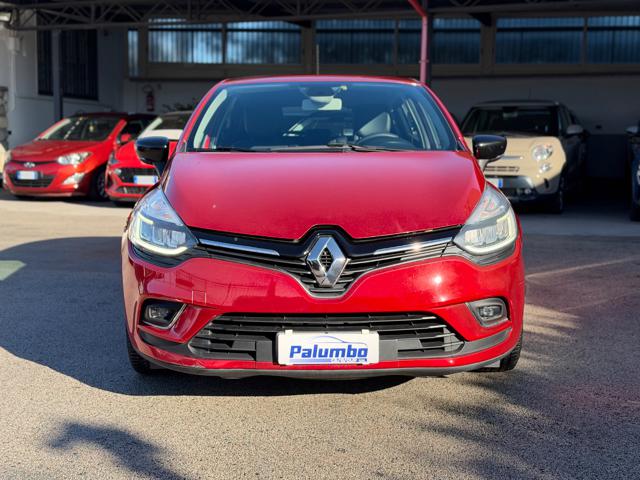 Renault Clio dCi 8V 90 CV 5 porte Moschino Intens - foto 2 di 4