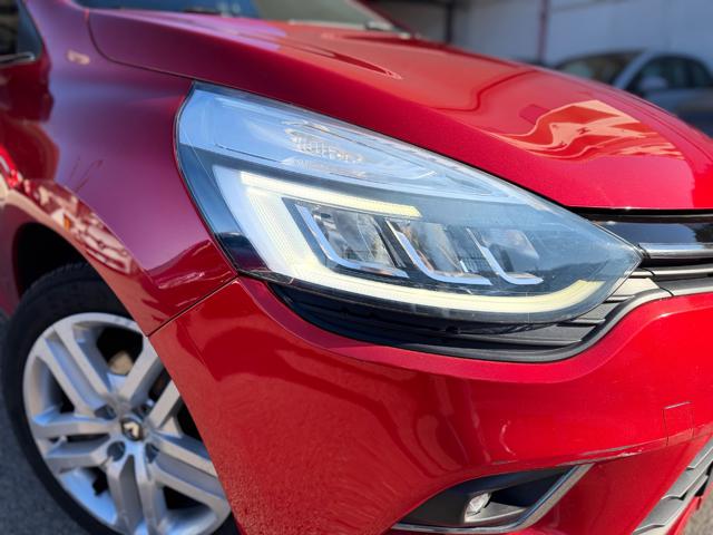 Renault Clio dCi 8V 90 CV 5 porte Moschino Intens - foto 4 di 4