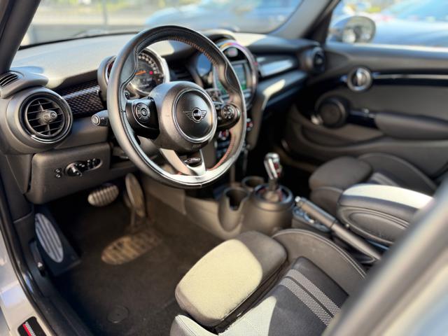 MINI Cooper SD 2.0 Cooper SD JHON COOPER WORKS aut. 5 porte usato a QUALIANO