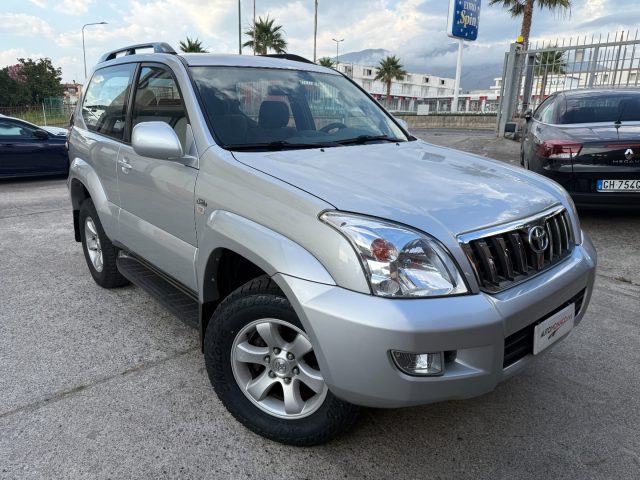 Toyota Land Cruiser 3.0 D-4D 16V cat 3 porte Sol - foto 3 di 4