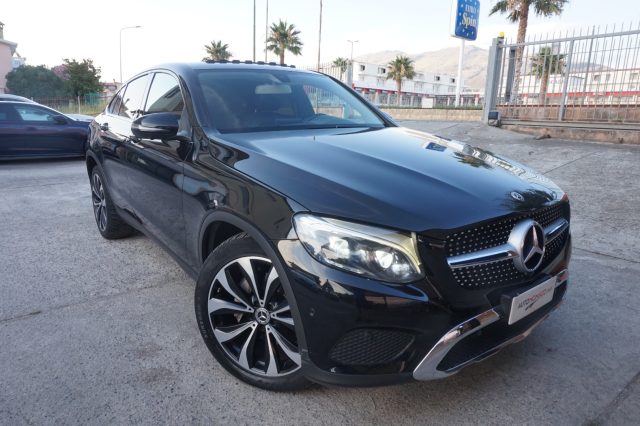 Mercedes-Benz GLC 220 d 4Matic Coupé Sport - foto 3 di 4