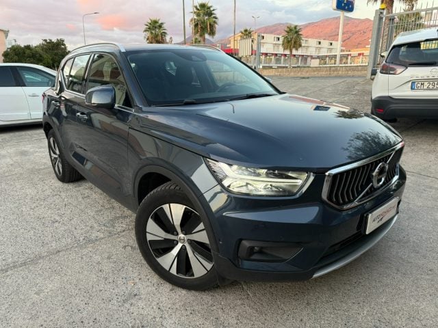Volvo XC40 T5 Recharge Plug-in Hybrid Inscription Expression - foto 3 di 4
