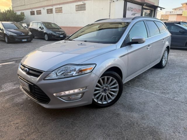 Ford Mondeo 2.0 TDCi 140 CV SW Nav Edition, del 2014, 205.000 km, in vendita a Scalea (CS)