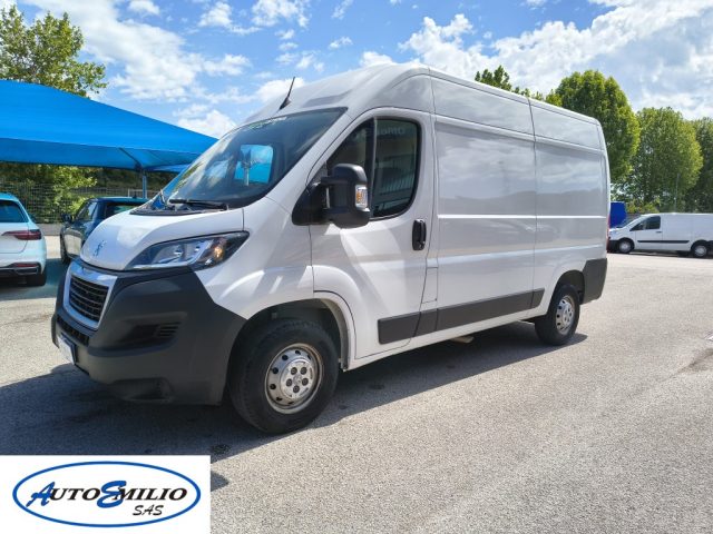 Peugeot Boxer 33 2.2 BlueHDi 140 S&S PM-TM Furgone usato a ALONTE