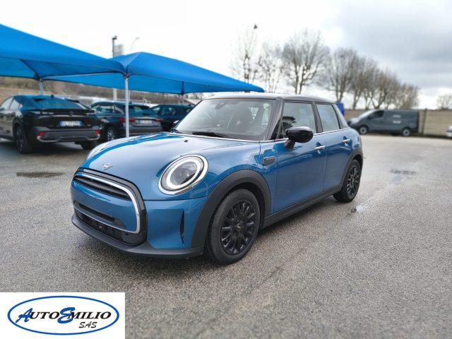 MINI Cooper 1.5 Cooper Essential Trim 5 porte usato a ALONTE