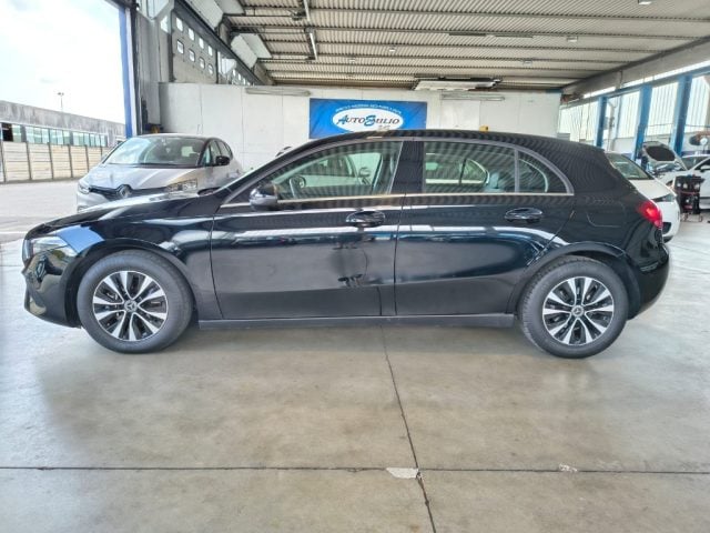 Mercedes-Benz A 180 d Automatic Advanced - foto 2 di 4