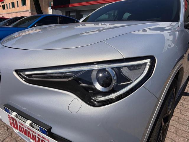 Alfa Romeo Stelvio 2.0 Turbo 280 CV AT8 Q4 Veloce - foto 4 di 4