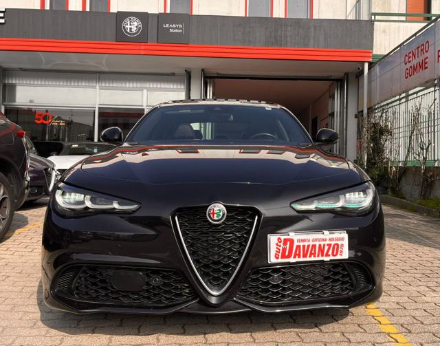 Alfa Romeo Giulia 2.0 Turbo 280 CV AT8 AWD Q4 Ti - foto 2 di 4