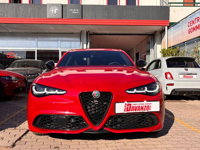 Alfa Romeo Giulia 2.0 Turbo 280 CV AT8 AWD Q4 Competizione - foto 2 di 29