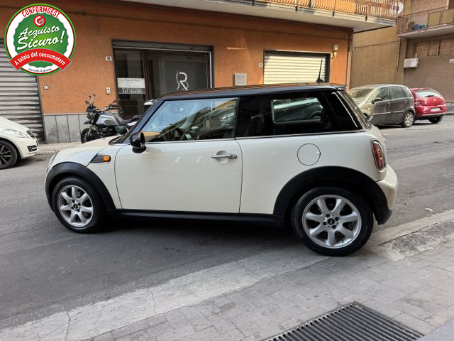 MINI Cooper D 1.6 16V Cooper D Pepper - foto 3 di 4