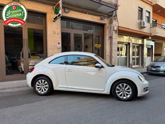 Volkswagen Maggiolino 1.6 TDI Design - foto 2 di 4