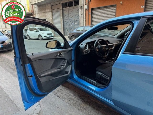 BMW 116 d 5p. Sport - foto 2 di 4
