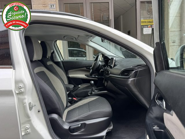 Fiat Tipo 1.6 Mjt S&S SW Lounge usato a PATERNò