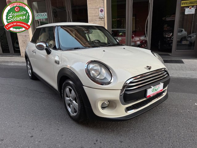 MINI One Cooper 1.5 One D usato a PATERN�