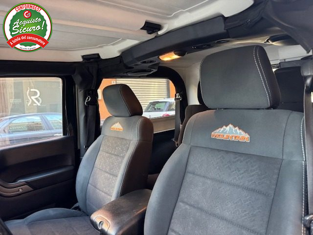 Jeep Wrangler 2.8 CRD DPF Mountain - 3 porte usato a PATERN�