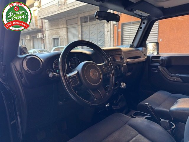 Jeep Wrangler 2.8 CRD DPF Mountain - 3 porte usato a PATERNò