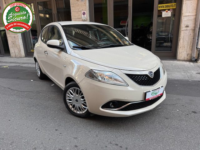 Lancia Ypsilon 1.3 MJT 16V 95 CV Euro 6 Platinum usato a PATERN�