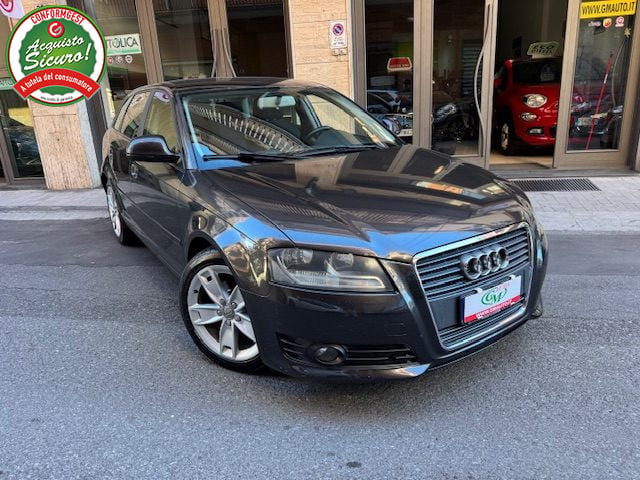 Audi A3 SPB 1.6 TDI 105 CV CR Attraction, del 2010, 200.000 km, in vendita a PATERNò (CT)