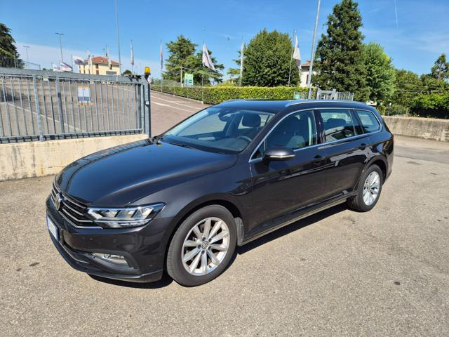 Volkswagen Passat Variant 2.0 TDI SCR EVO DSG Business - foto 2 di 4