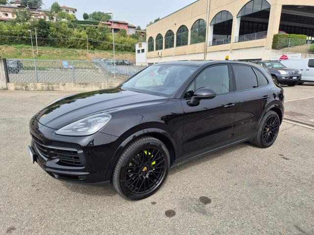 Porsche Cayenne 3.0 V6 E-Hybrid - foto 2 di 4