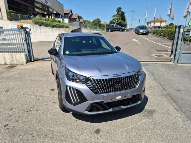 Peugeot 2008 Hybrid 145 e-DCS6 Allure - foto 4 di 4
