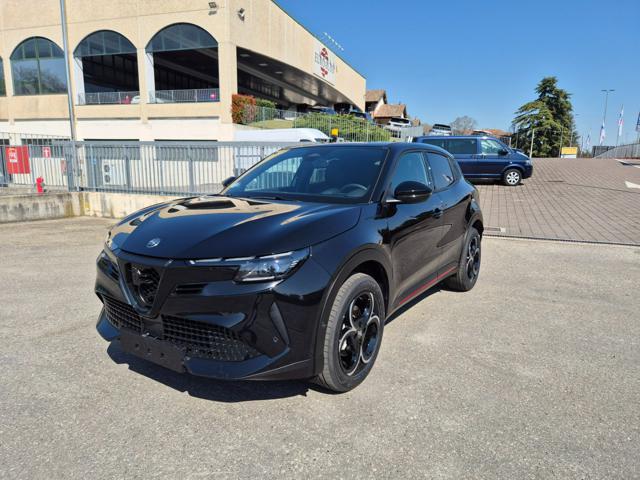 Alfa Romeo Junior 1.2 145 CV Hybrid eDCT6 Speciale km 0 a MEDESANO