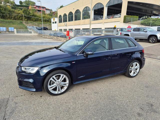 Audi A3 SPB 35 TDI S tronic Admired - foto 3 di 4