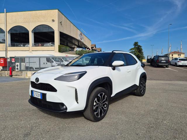 Toyota Yaris Cross 1.5 Hybrid 5p. E-CVT Trend, del 2025, 7.300 km, in vendita a Medesano (PR)