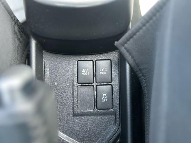 Toyota Yaris 1.5 Hybrid 5 porte Business usato a NOALE