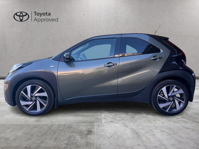 Toyota Aygo X 1.0 VVT-i 72 CV 5 porte Lounge Air S-CVT - foto 3 di 4